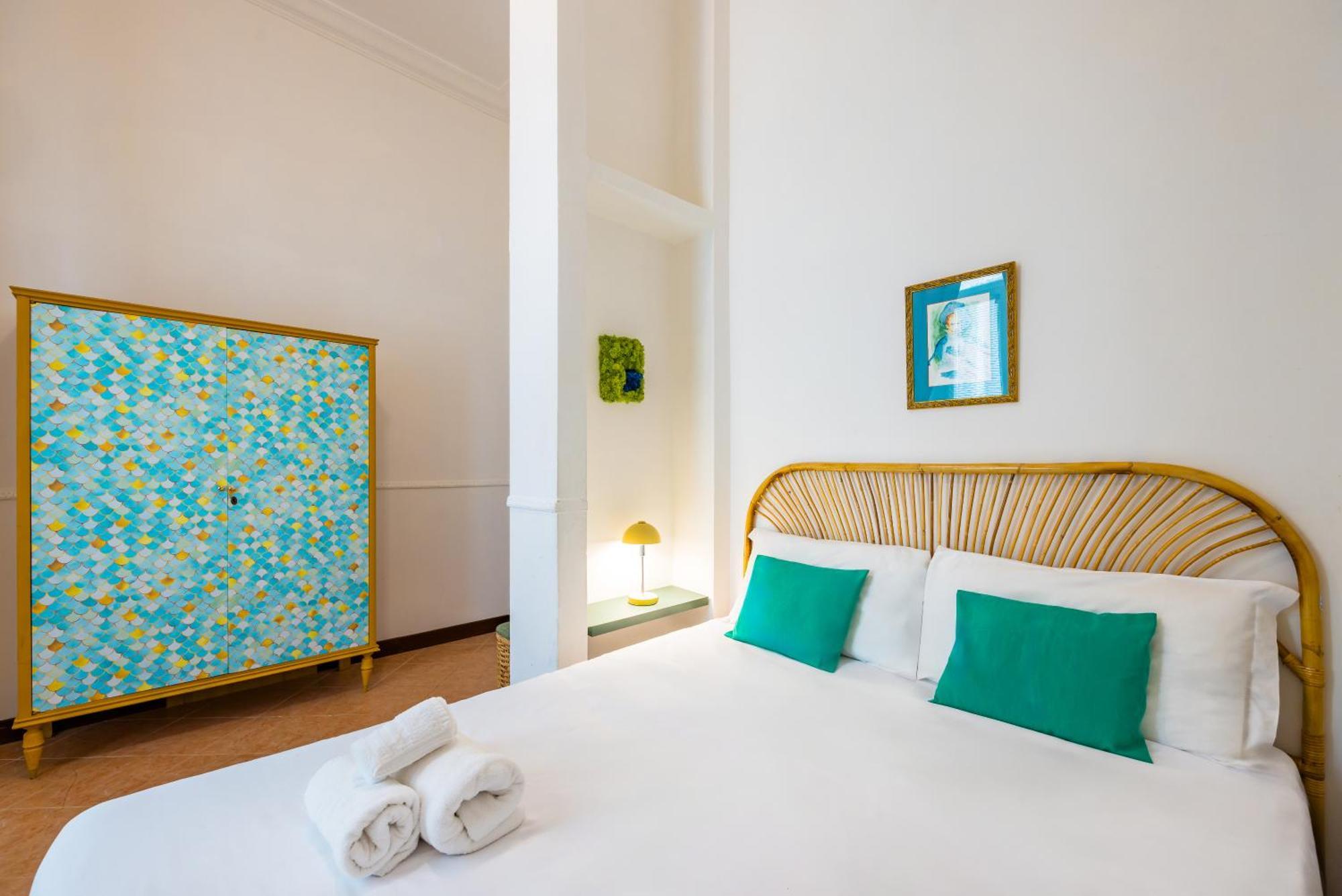 La Casa Di Famiglia By Napoliapartments * Naples