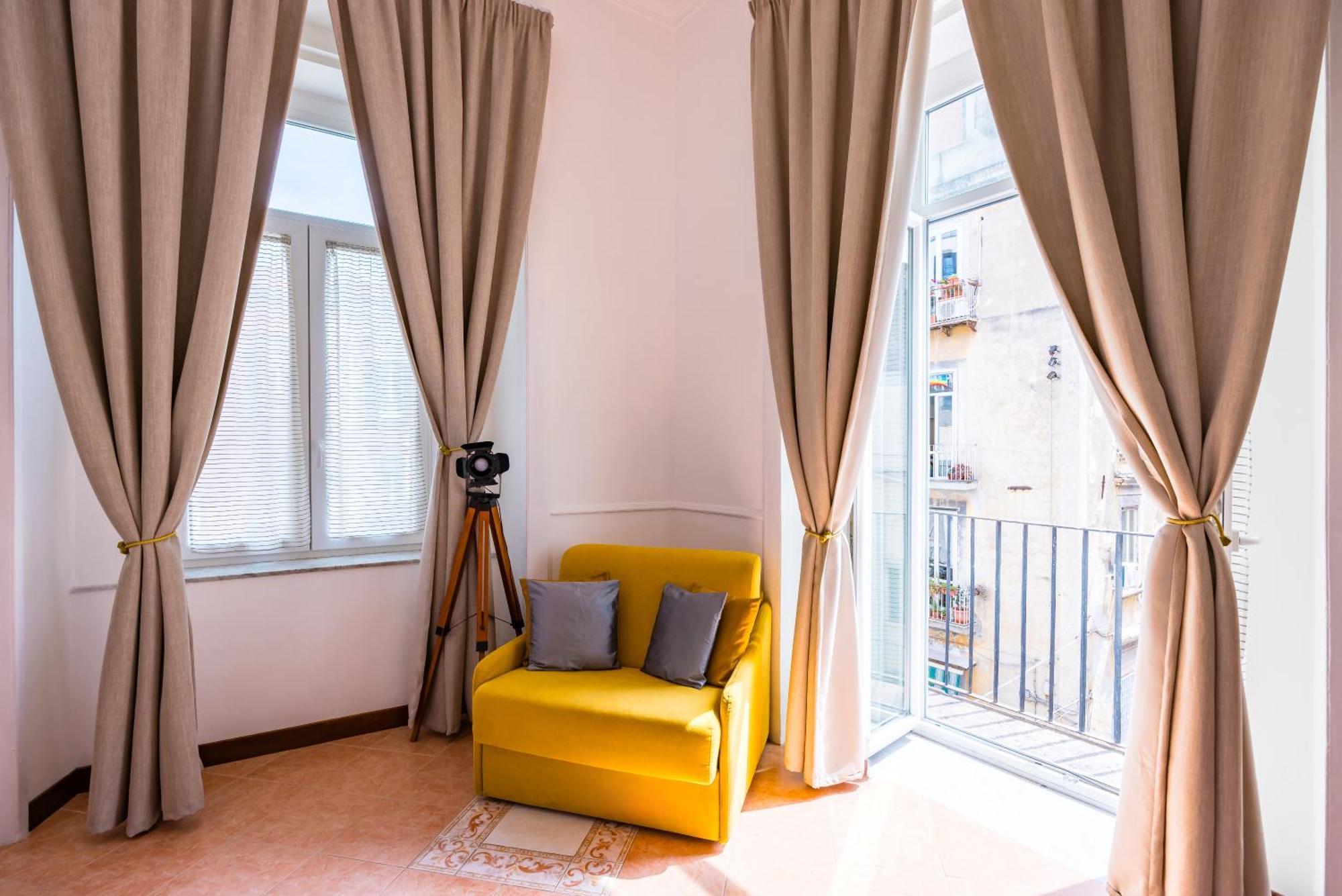 La Casa Di Famiglia By Napoliapartments Apartment *