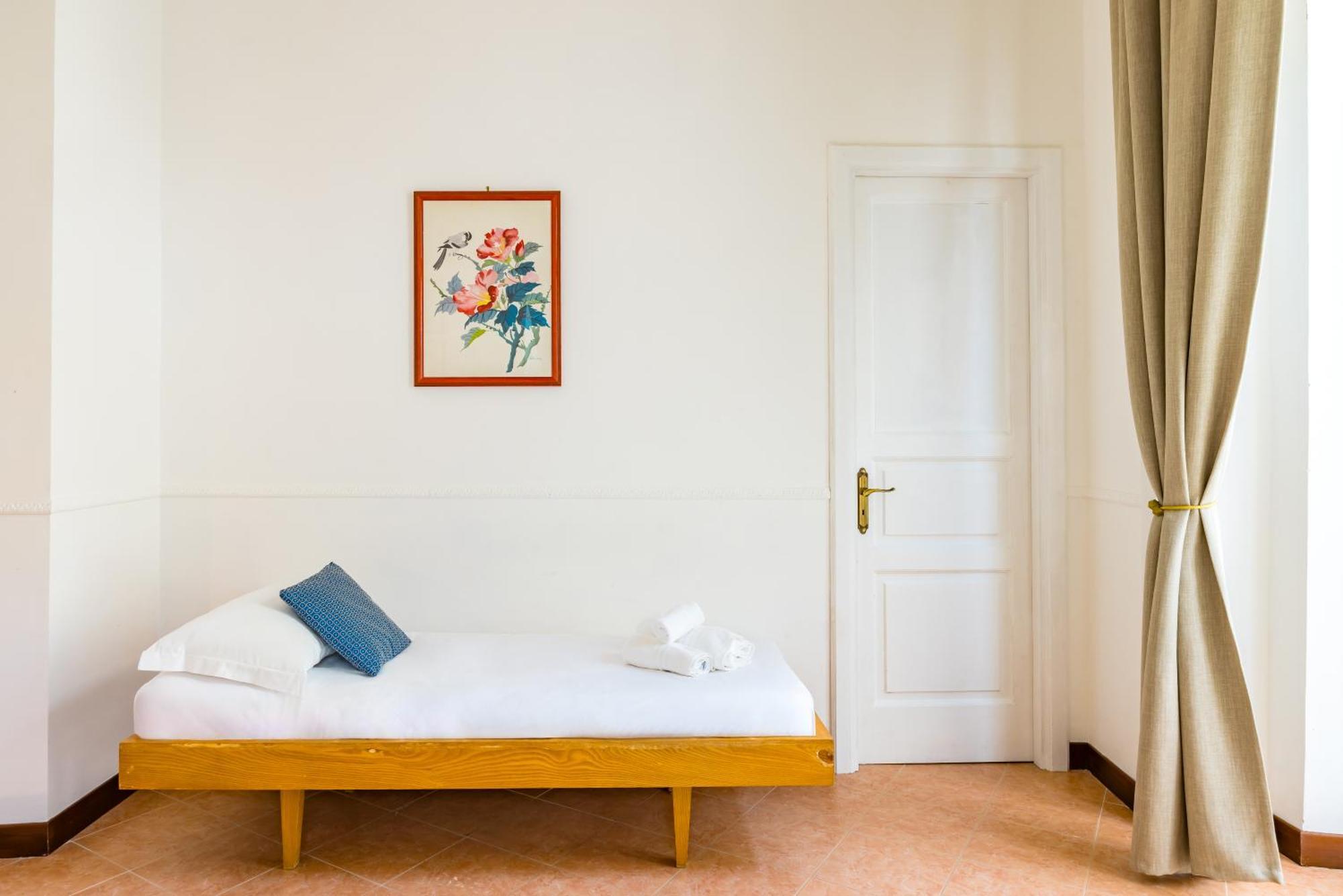 Appartamento La Casa Di Famiglia By Napoliapartments