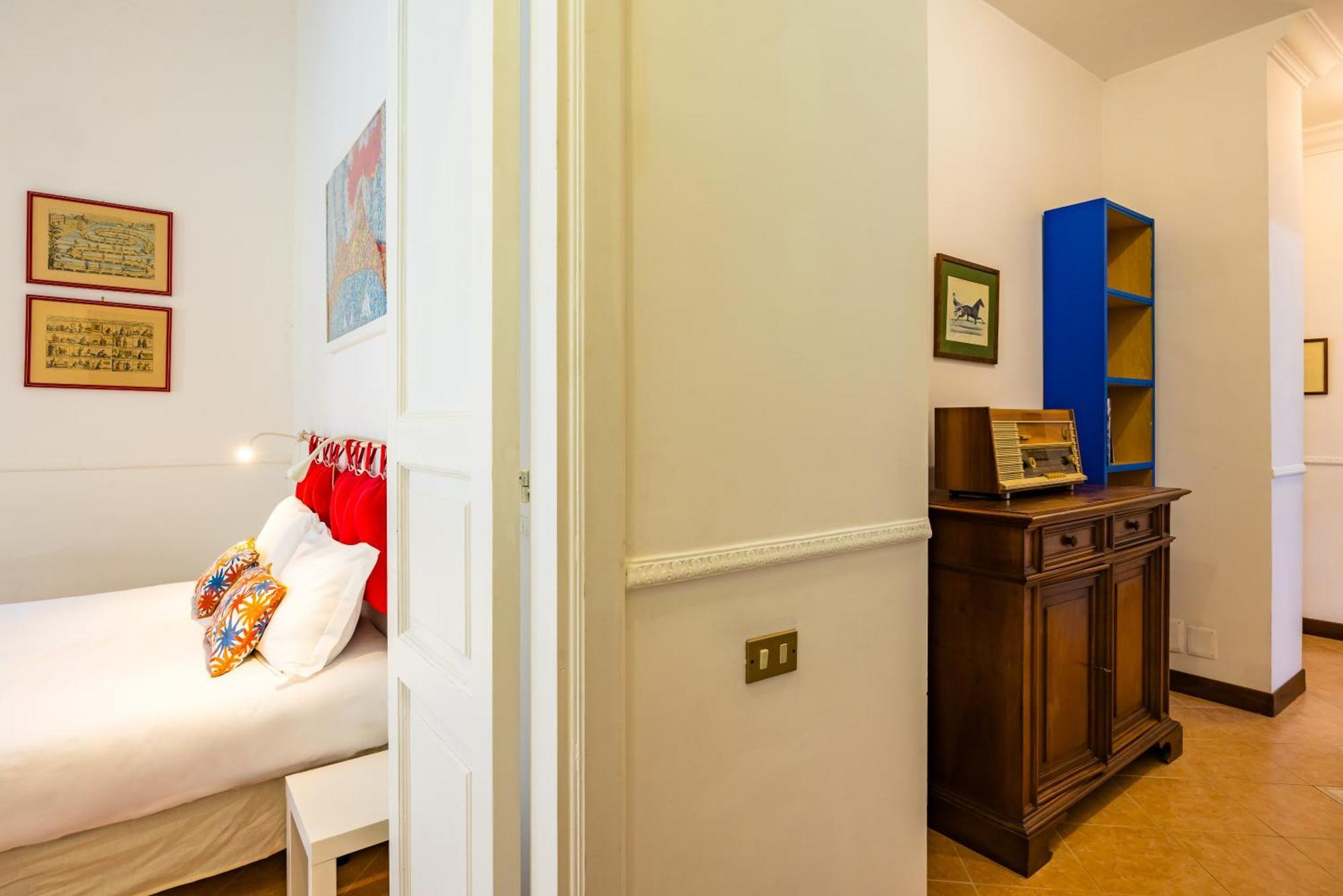 Appartamento La Casa Di Famiglia By Napoliapartments *
